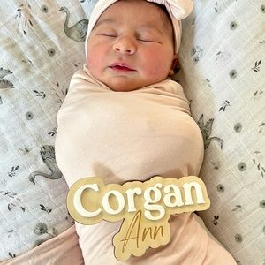 Swaddle and headband set.